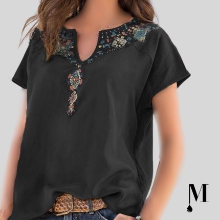 بلوز مشکی گلدوزی شده