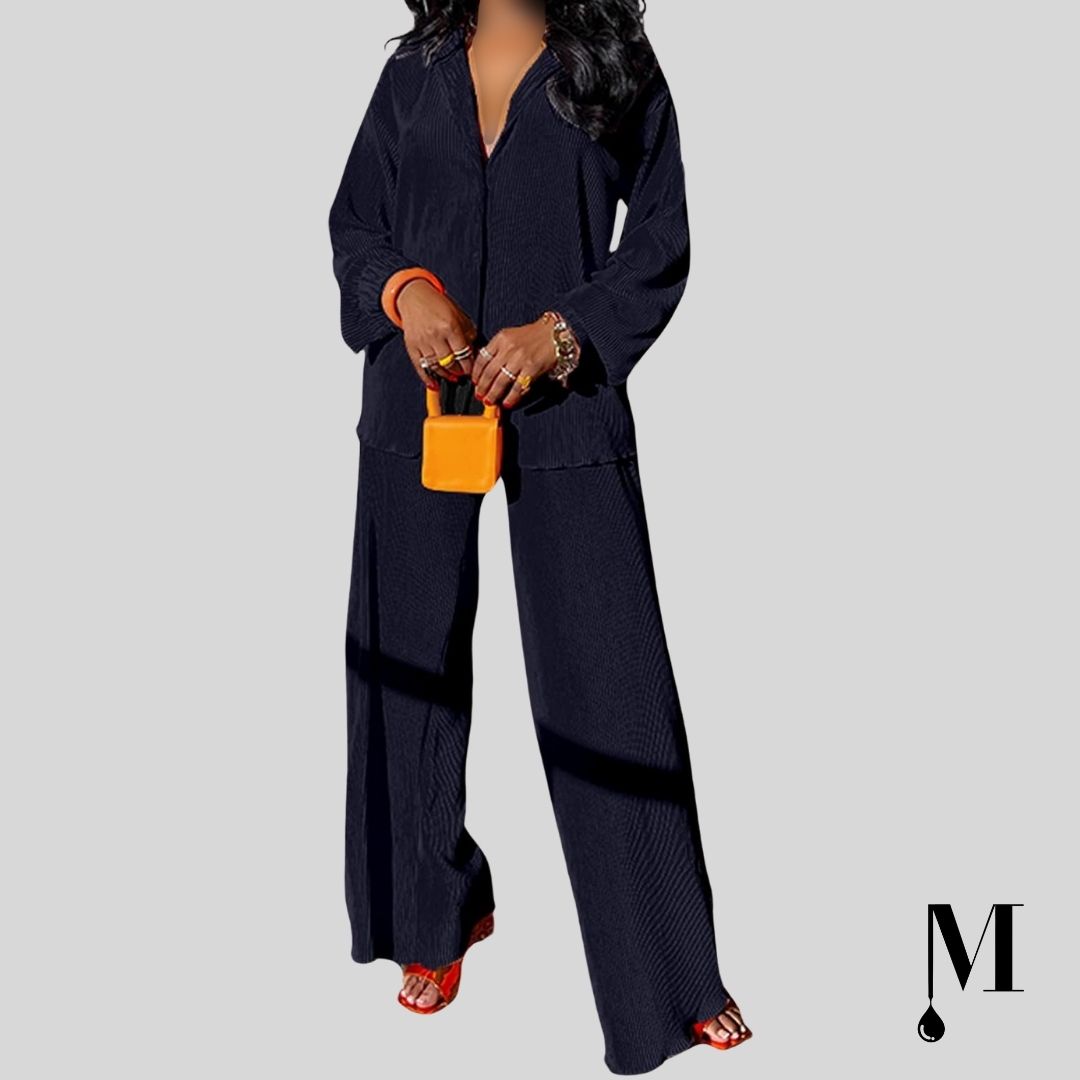 ست شومیز و شلوار مشکی ست شومیز و شلوار مشکی